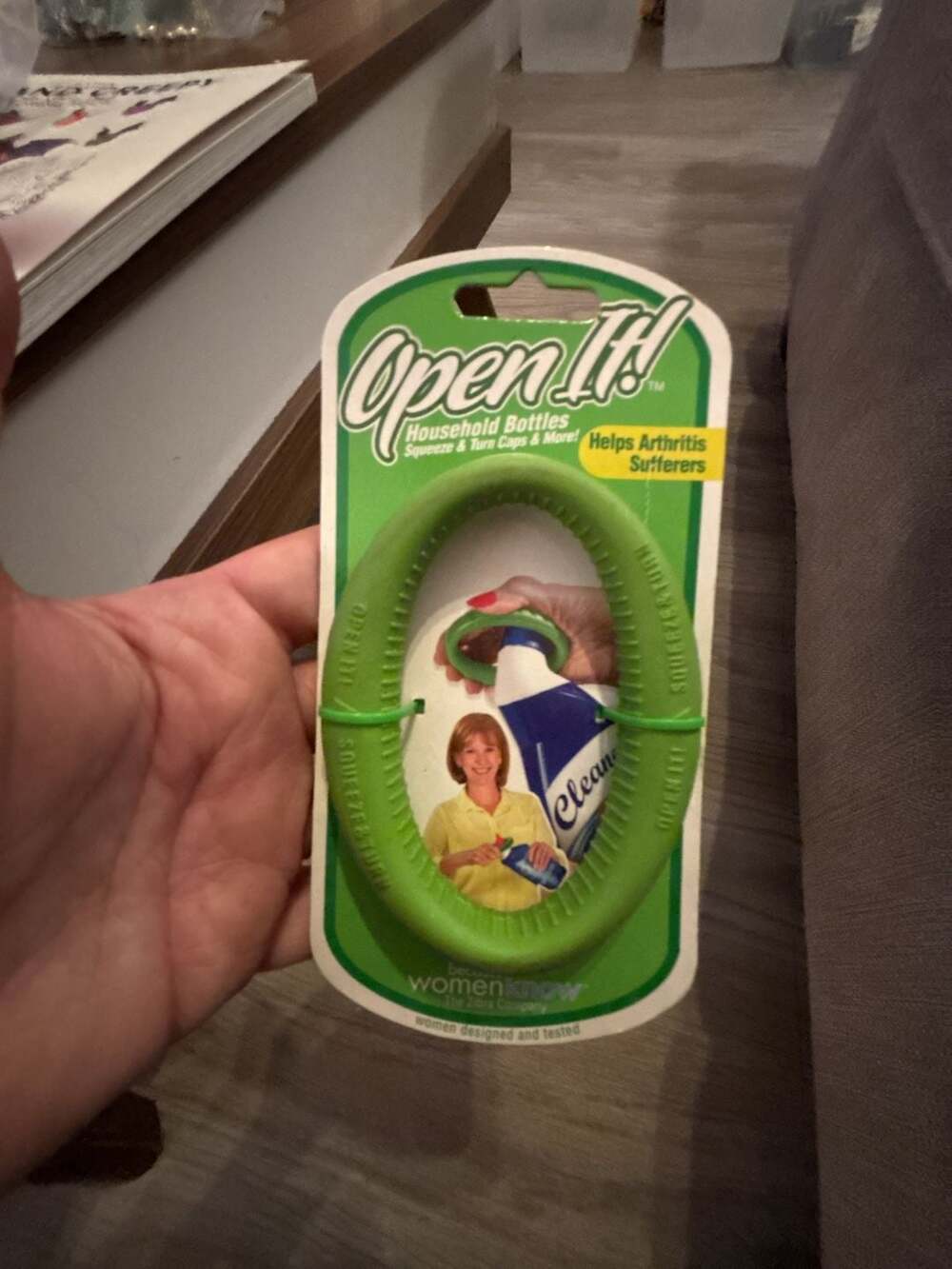 Open It Household Bottles Squeeze And Turn Caps Opener Tool